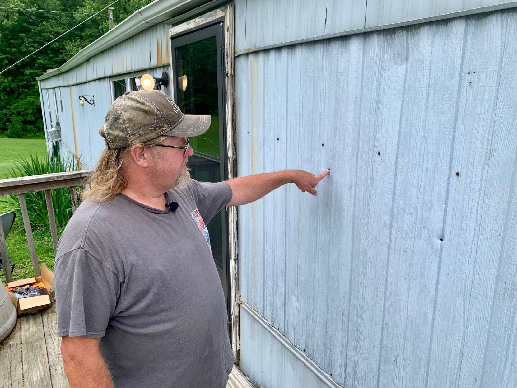 Kids 'shooting birds off feeder' shoot 5 bullets into Crothersville man's home